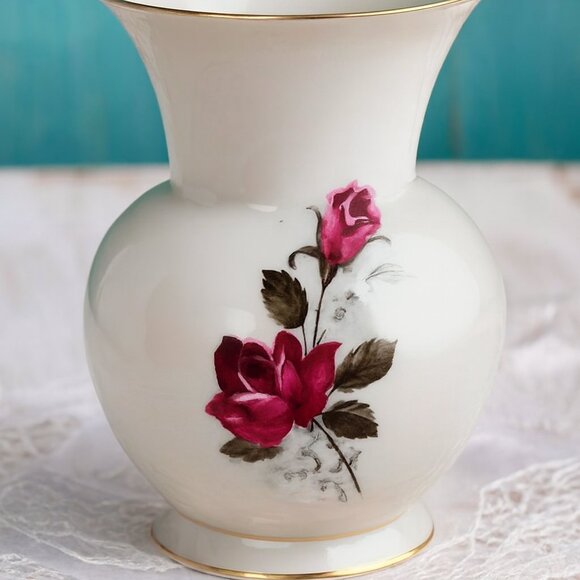 Royal Bavaria Porcelain Bud Vase Rose Motif Gold Rim - Picture 2 of 4